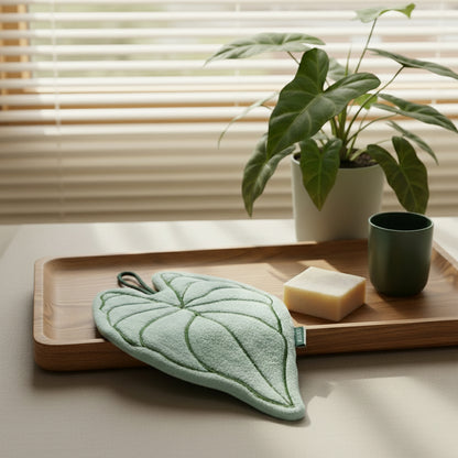 AMIUZ Decorative Hand Towel, Gift Set of 2 pack Leaf Shaped Hand Towel